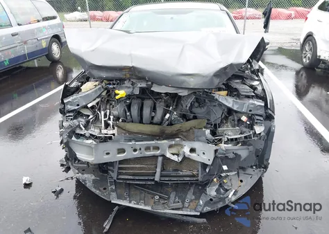 2016 Ford Focus Se z USA, uszkodzony, nr VIN 1FADP3K21GL232618